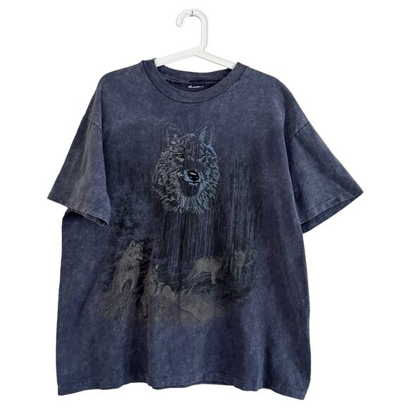 Vintage Embroidered Wolf T-shirt - Picture 2 of 8